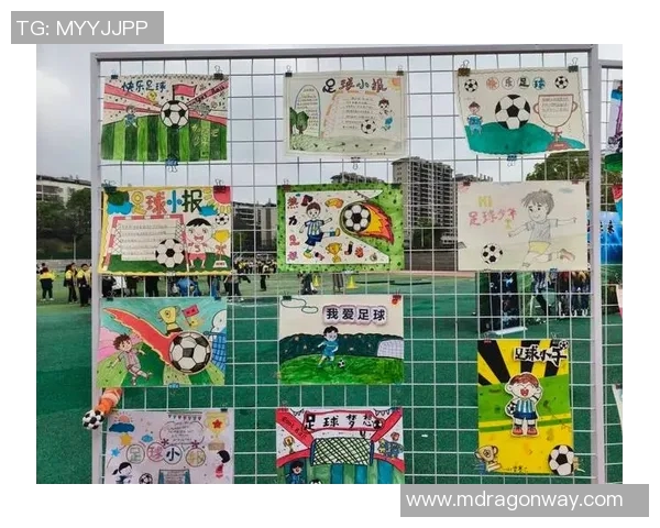 以足球球星为灵感的墙画艺术作品展示其独特魅力和运动精神